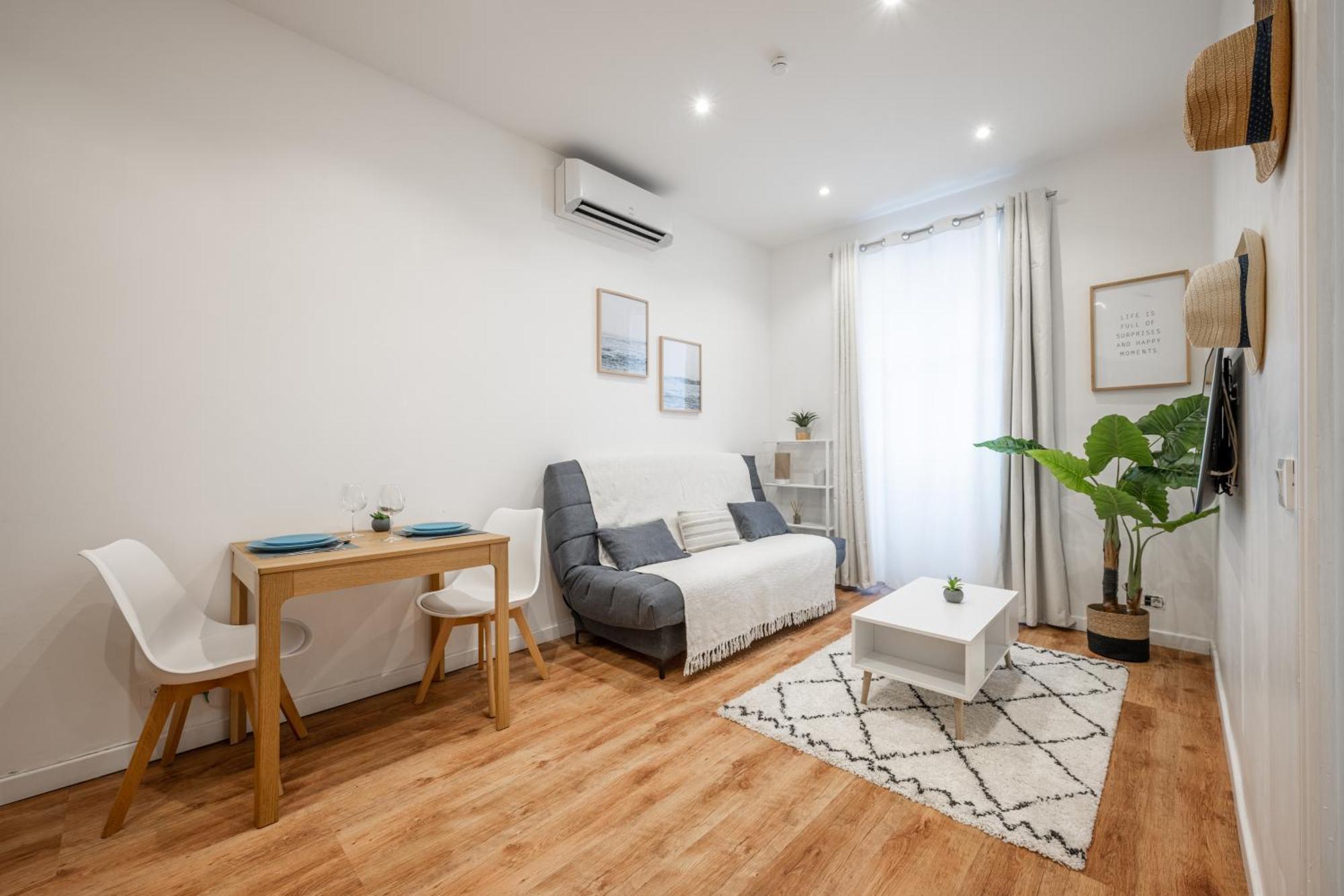 Apartment Pertinax Cosy 2 Pieces Au Coeur Du Centre De Ac Nizza